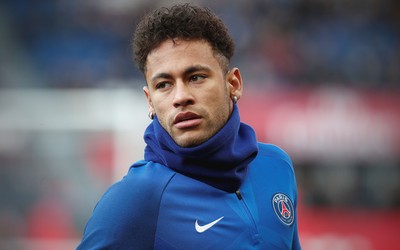 ROR电竞-佩佩学用筷子太难了